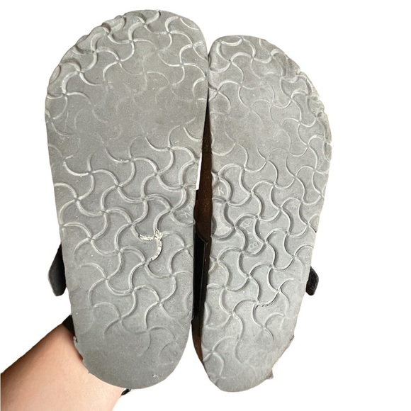 Birkenstock Gizeh Birko-Flor Patent Black 6 - Picture 4 of 6